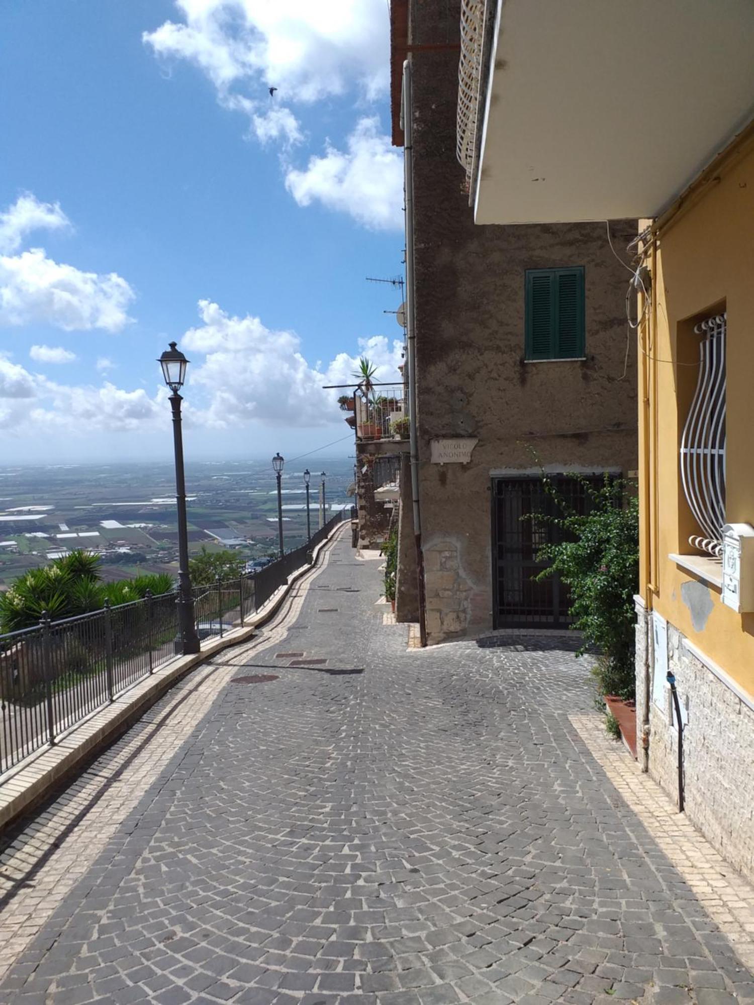 Ferienwohnung La Casa Di Lina Sezze Exterior foto