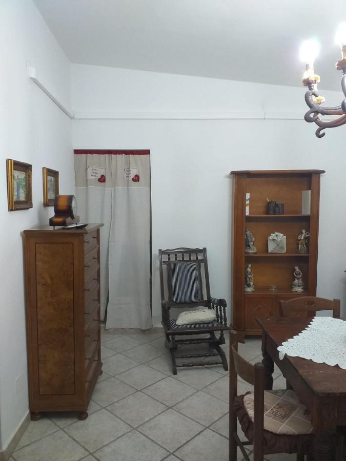 Ferienwohnung La Casa Di Lina Sezze Exterior foto