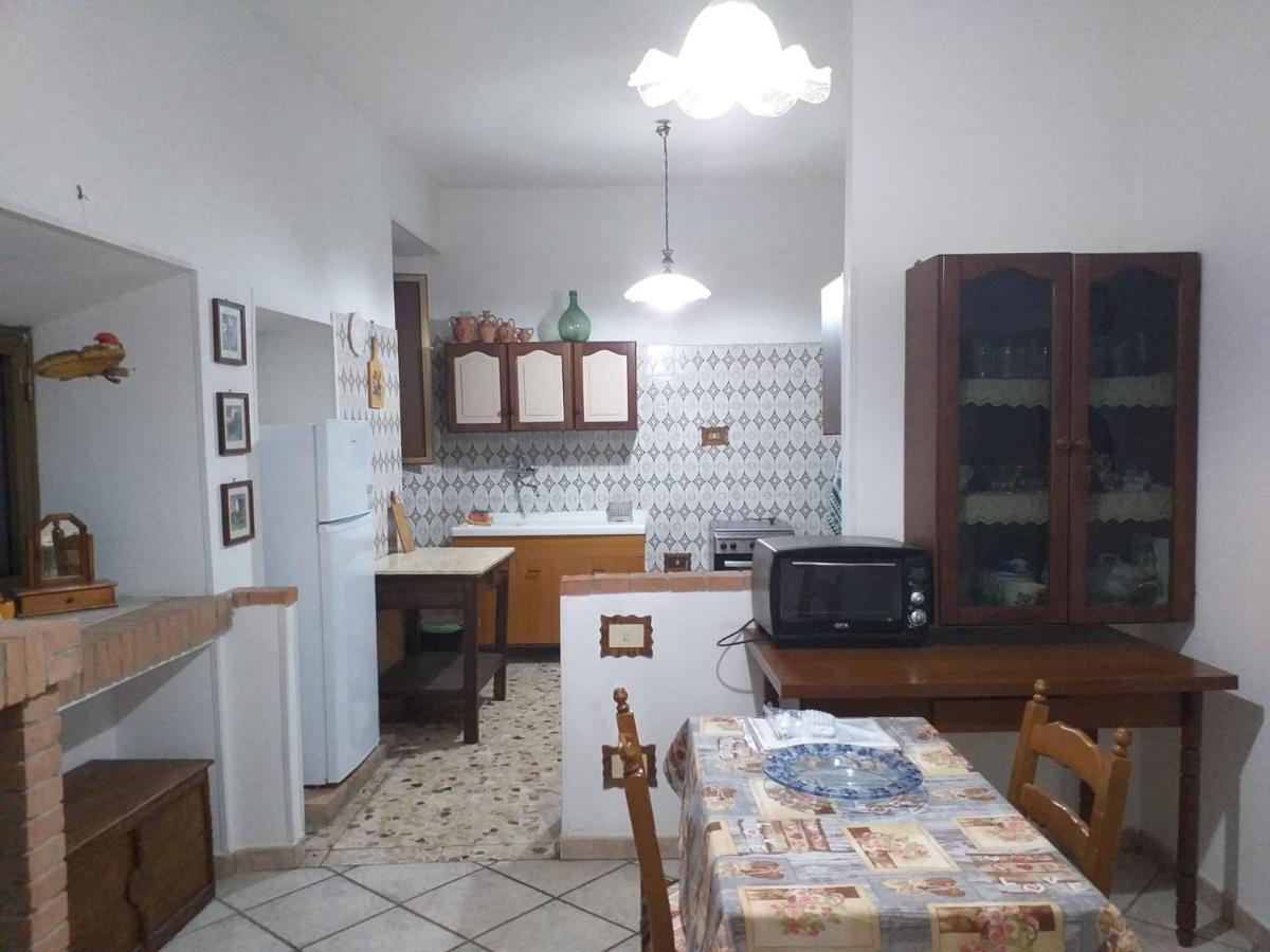 Ferienwohnung La Casa Di Lina Sezze Exterior foto